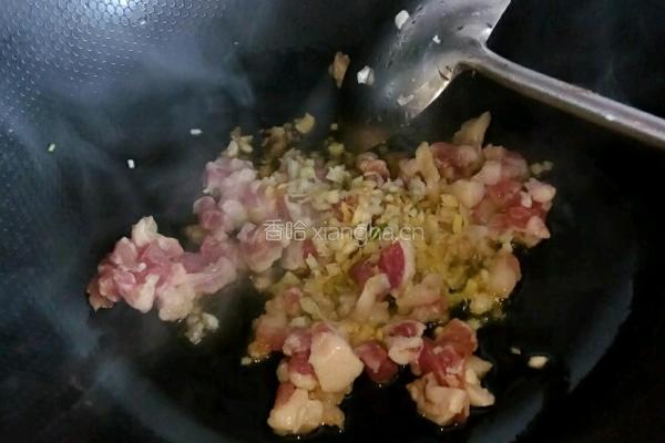 卤肉菠菜的做法图解10