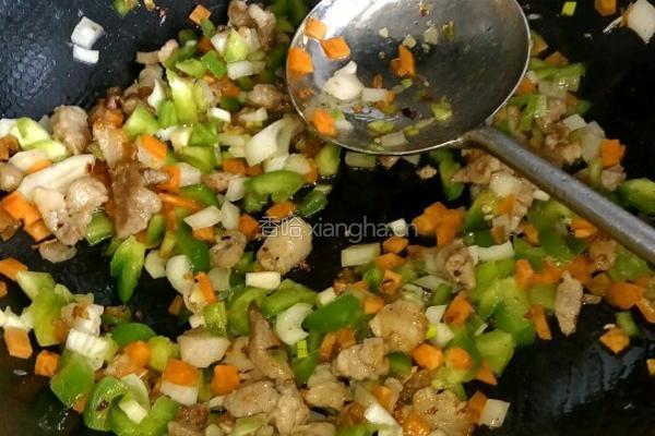 卤肉菠菜的做法图解11