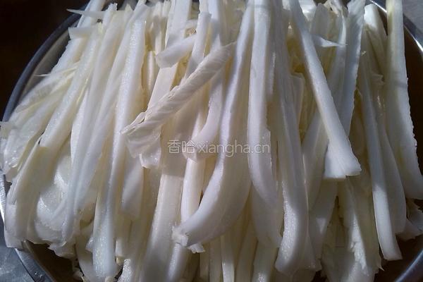 酸辣白菜的做法图解2