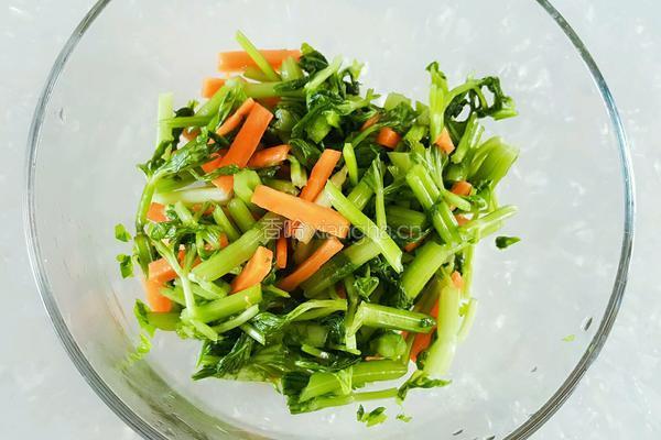 生拌芹菜的做法图解4