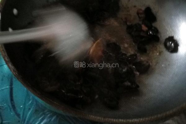 木耳炒肉的做法图解7
