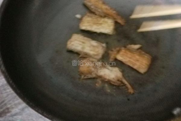 炸带鱼的做法图解6
