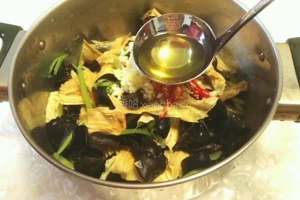 凉拌香芹腐竹的做法图解4