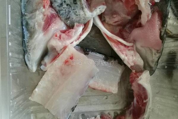 开枝散叶炖鱼片的做法图解1