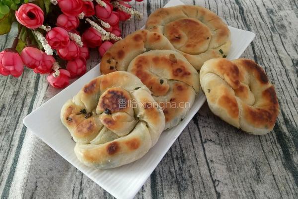 香煎葱油饼的做法图解1