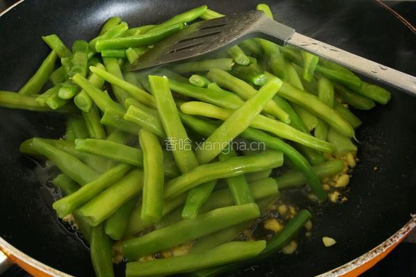 蒜沫四季豆的做法图解9