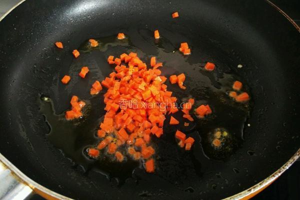 火腿肠蛋炒饭的做法图解5