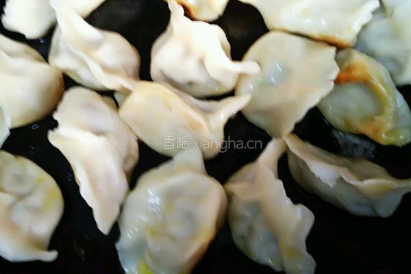 煎饺的做法图解5