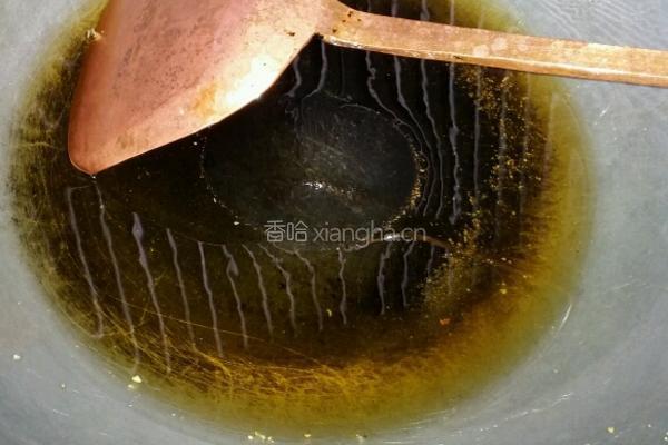 油炸鳝鱼骨的做法图解2