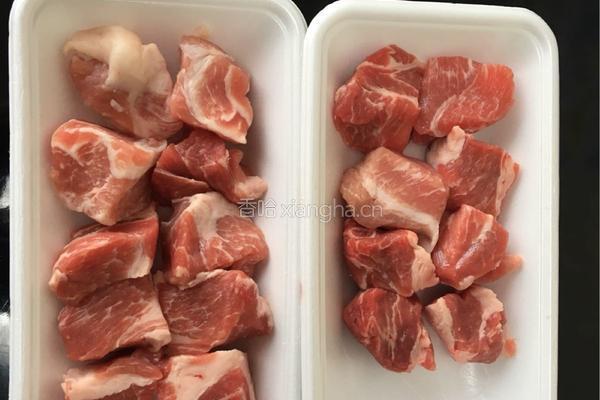 私房西北风炖肉的做法图解1