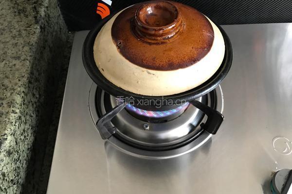 腊味煲仔饭的做法图解3