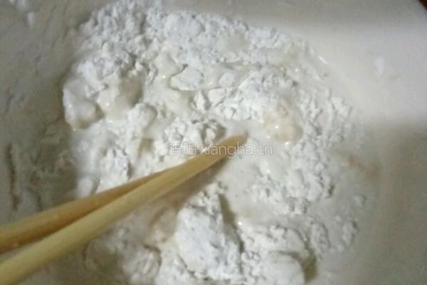 香蕉糯饼的做法图解2