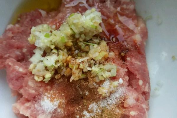 玫瑰花蒸饺的做法图解1