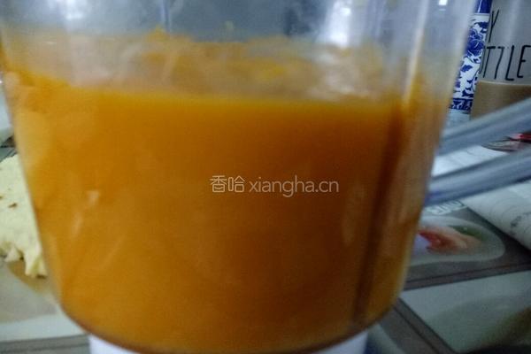 酸奶芒果慕斯蛋糕的做法图解3