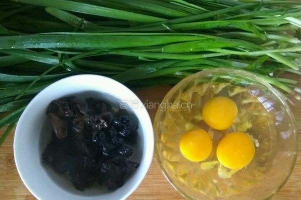 韭菜馅饺子的做法图解2