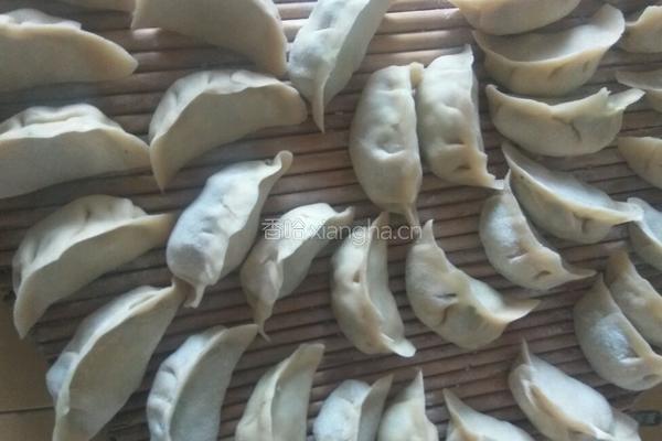 冰花煎饺的做法图解1