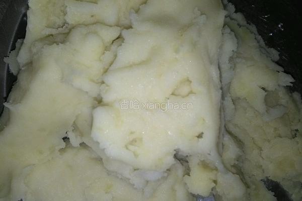 土豆蒸饼的做法图解2