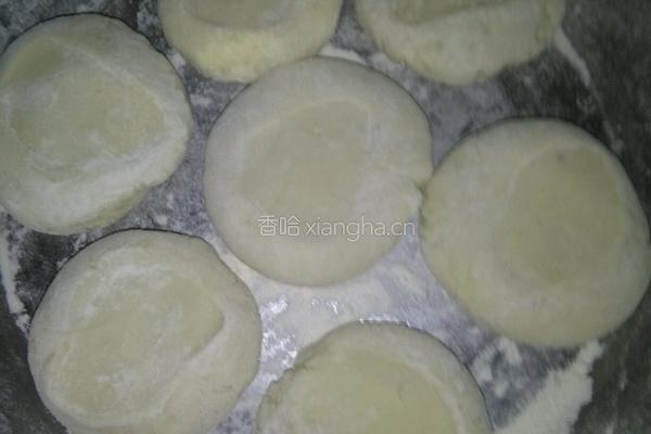 土豆蒸饼的做法图解3