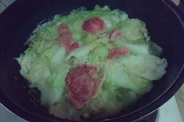白菜豬肉蓋飯的做法图解2
