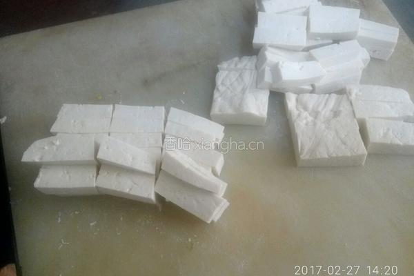 葱烧豆腐的做法图解2