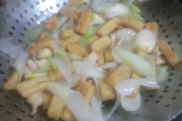 葱烧豆腐的做法图解4