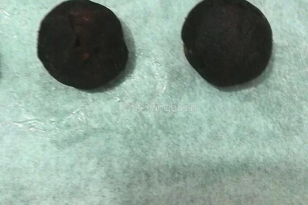 蛋黄酥的做法图解6