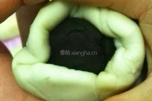 蛋黄酥的做法图解7