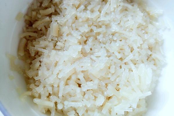 韭菜鸡蛋粉条饺子馅的做法图解4