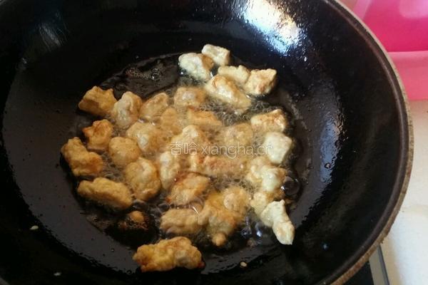 溜肉段的做法图解1