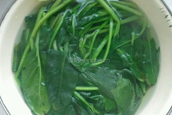 芝麻菠菜的做法图解2