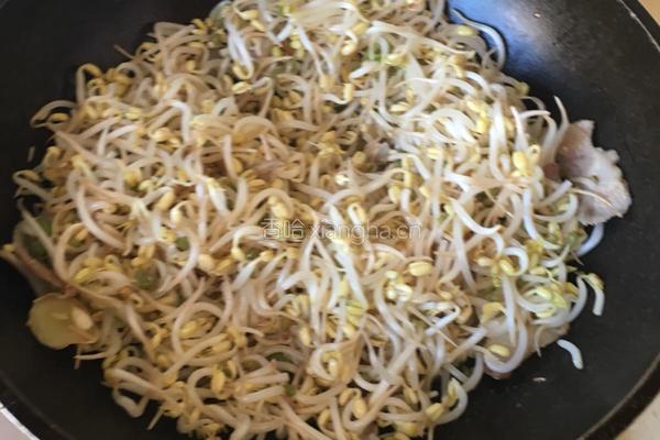 醋溜豆芽的做法图解6