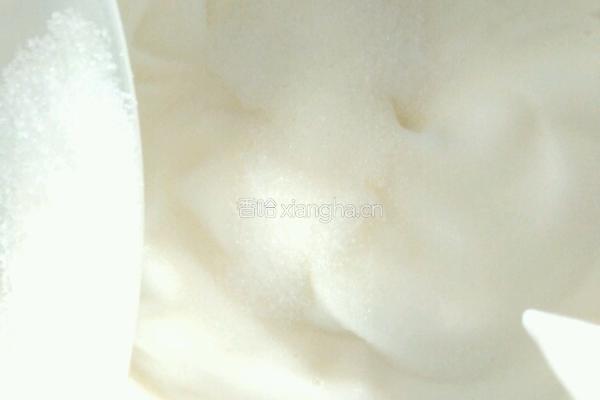 萌爪爪蛋糕卷的做法图解7