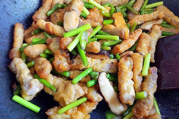 蒜苔炒肉的做法图解8