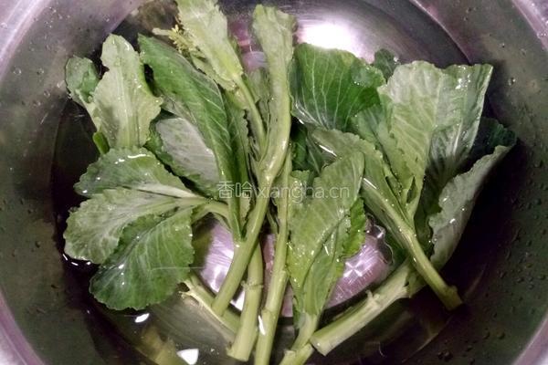 剁椒芥蓝菜的做法图解3