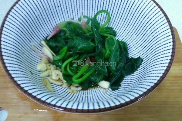 菠菜拌面（早餐）的做法图解5