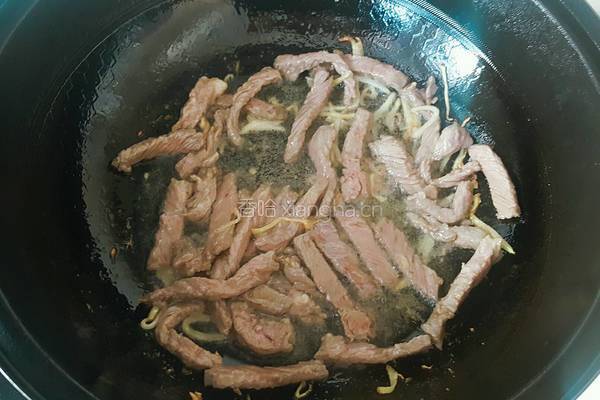牛肉炒芹菜的做法图解6