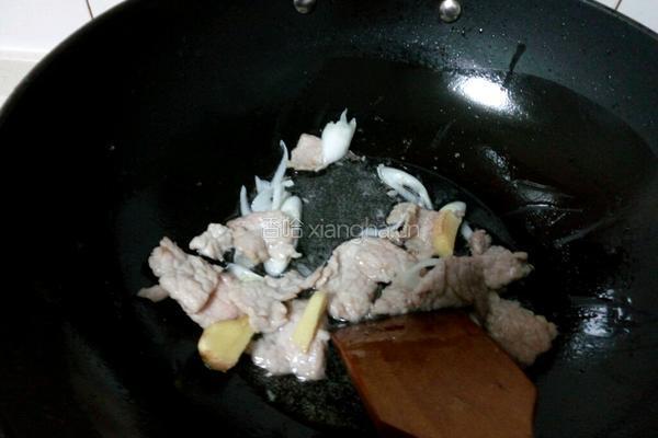 角瓜杏鲍菇炒肉的做法图解3