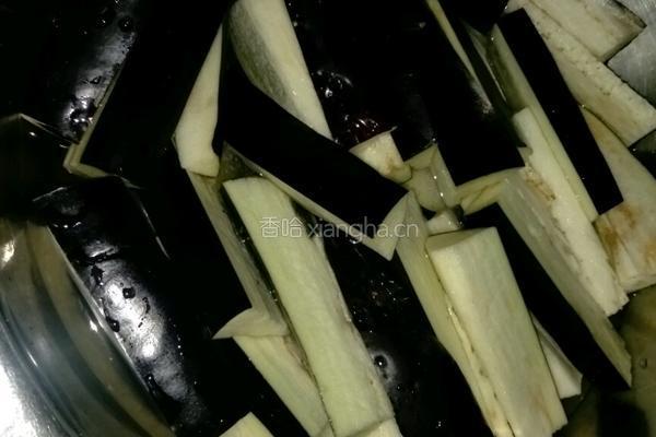 鱼香茄条的做法图解2