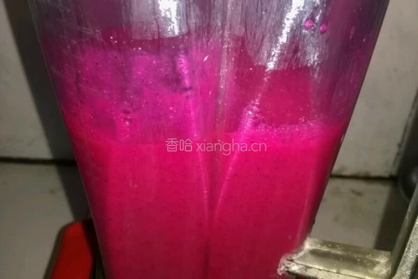 粉红色的面条的做法图解3