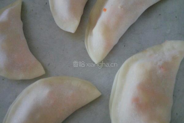 猪肉玉米胡萝卜饺子的做法图解4