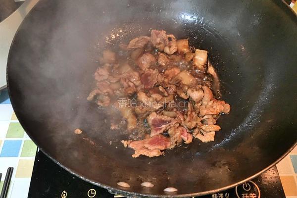西兰花炒肉的做法图解4