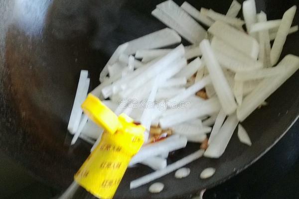 白萝卜小炒肉的做法图解6