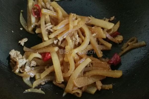 白萝卜小炒肉的做法图解8