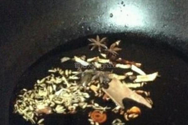 秘制熏鱼的做法图解2
