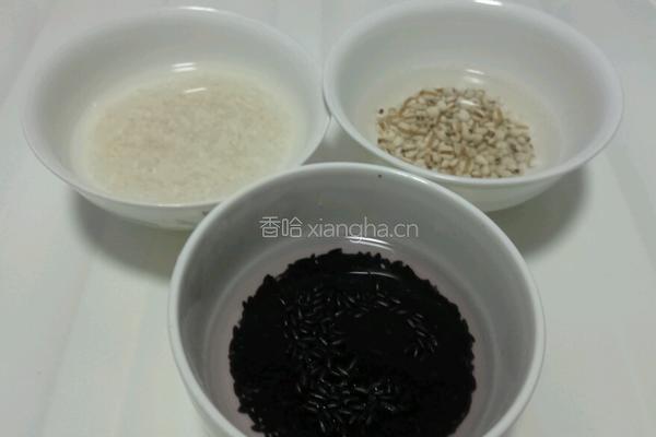 黑米薏米米糊的做法图解1