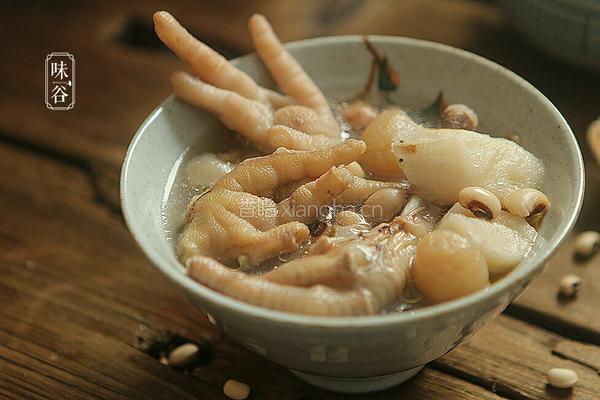 山药眉豆花生鸡脚汤的做法图解6