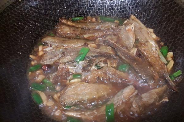 红烧小黄鱼的做法图解6