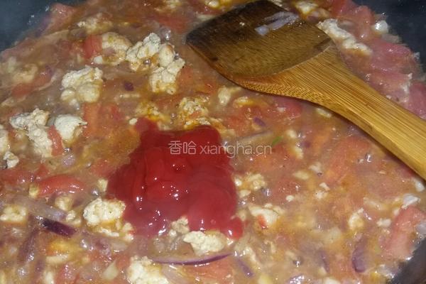 番茄肉酱意面配香蒜煎烟熏火腿的做法图解12