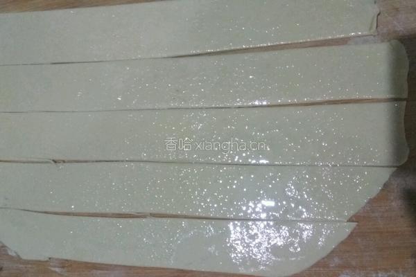 奶香花卷的做法图解6