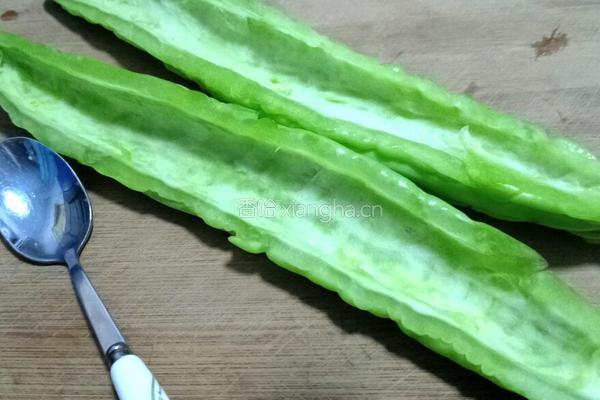 蜜汁苦瓜的做法图解2